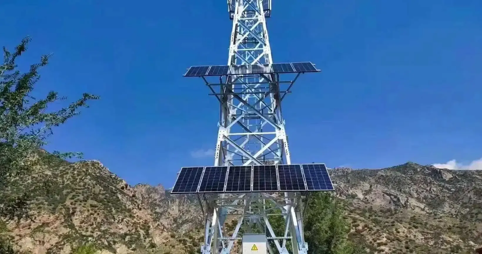 telecommunication-towers-solar.png telecommunication-towers-solar.png