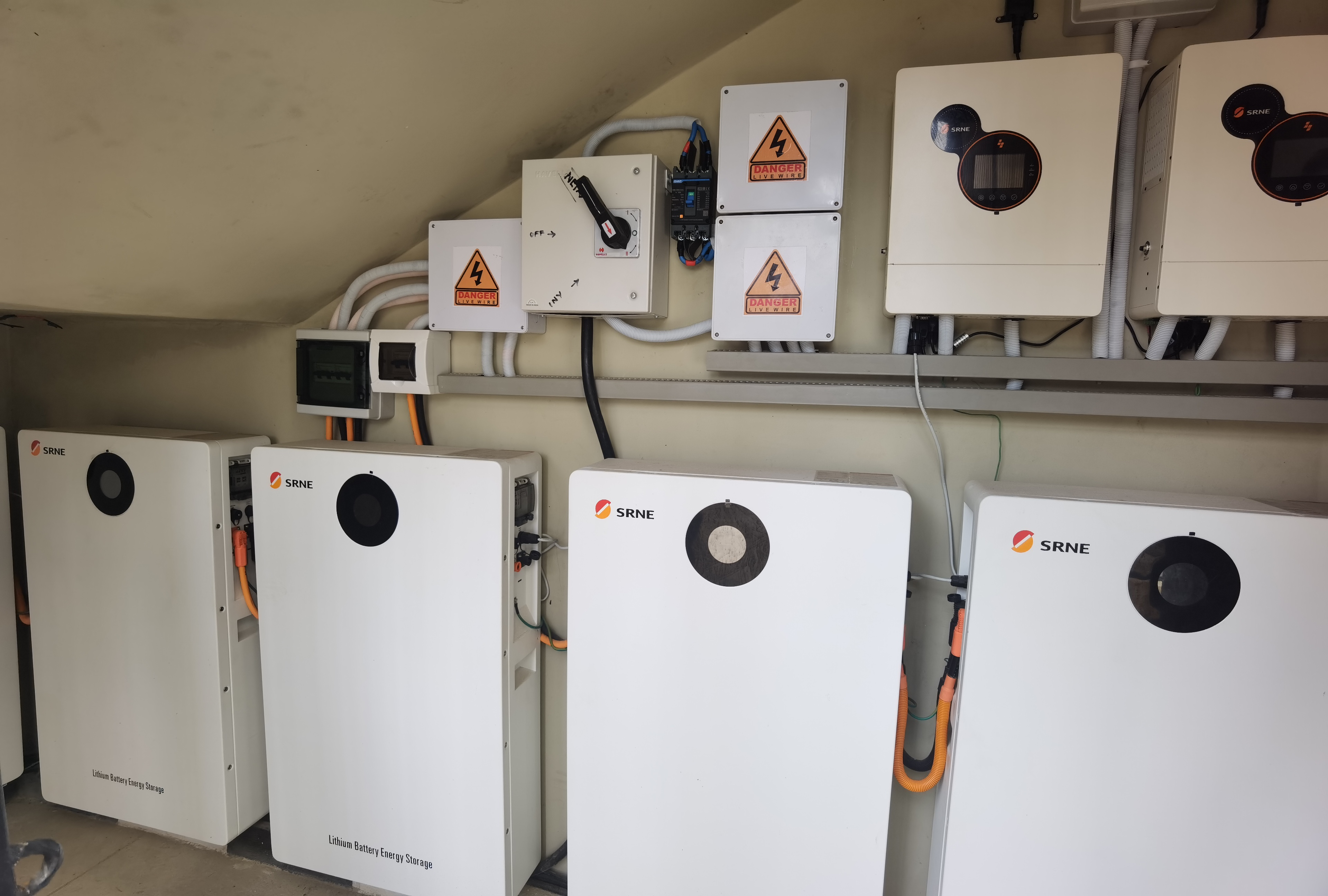 grid-connected-solar-inverter-system.png grid-connected-solar-inverter-system.png