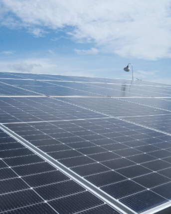 3 Phase hybrid inverters.png 3 Phase hybrid inverters.png