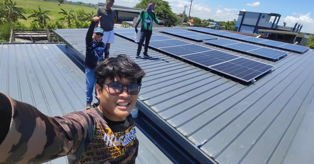 Hybrid Solar Inverter vs. Diesel Generator What is More Cost-Effective for Your Business