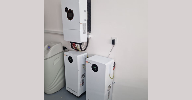 hybrid solar inverters.png hybrid solar inverters.png